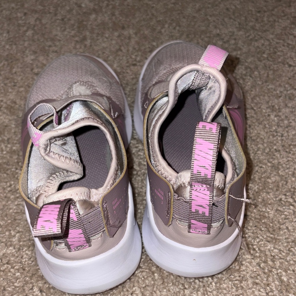 Nike Kids' Flex Runner 3 Girls size 13.5 - Picture 4 of 4